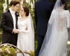 Fans Twilight Pura-pura Tunangan Demi Coba Gaun Bella