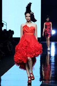 Soko Wiyanto Diagramma. Jakarta Fashion Week 2012 at Pacific Place Ground Floor. Jakarta. [Foto: Mohammad Abduh/Wolipop]