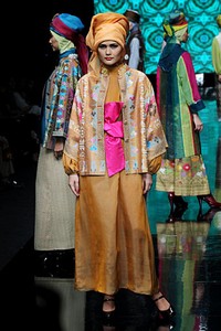 Iva Lativah Deep And Bright. Jakarta Fashion Week 2012 at Pacific Place Ground Floor. Jakarta. [Foto: Mohammad Abduh/Wolipop]