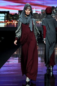 Monika Jufry 2Pose. Jakarta Fashion Week 2012 at Pacific Place Ground Floor. Jakarta. [Foto: Mohammad Abduh/Wolipop]