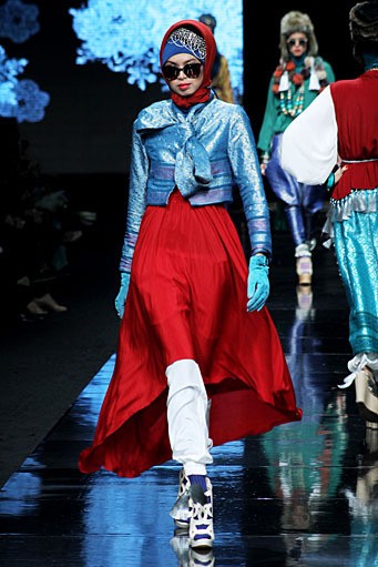 Dian Pelangi Russkaya Raduga. Jakarta Fashion Week 2012 at Pacific Place Ground Floor. Jakarta. [Foto: Mohammad Abduh/Wolipop]