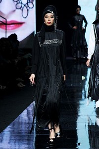 Hanni Hannanto Hjab Rock. Jakarta Fashion Week 2012 at Pacific Place Ground Floor. Jakarta. [Foto: Mohammad Abduh/Wolipop]