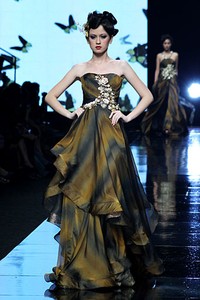 Soko Wiyanto Diagramma. Jakarta Fashion Week 2012 at Pacific Place Ground Floor. Jakarta. [Foto: Mohammad Abduh/Wolipop]