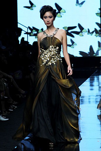 Soko Wiyanto Diagramma. Jakarta Fashion Week 2012 at Pacific Place Ground Floor. Jakarta. [Foto: Mohammad Abduh/Wolipop]