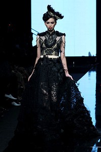 Soko Wiyanto Diagramma. Jakarta Fashion Week 2012 at Pacific Place Ground Floor. Jakarta. [Foto: Mohammad Abduh/Wolipop]