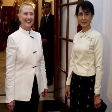 Kunjungan Bersejarah Hillary Clinton ke Myanmar