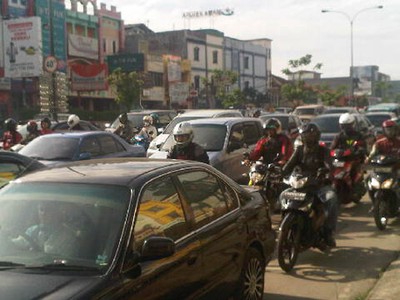 Margonda Depok Mengular