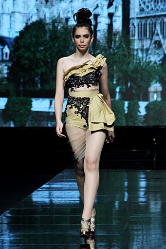 Rebbeca Ing Imagination. Jakarta Fashion Week 2012 at Pacific Place Ground Floor. Jakarta. [Foto: Mohammad Abduh/Wolipop]