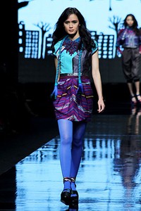 Sofie Trans Cultures. Jakarta Fashion Week 2012 at Pacific Place Ground Floor. Jakarta. [Foto: Mohammad Abduh/Wolipop]