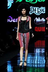Ian Adrian Glam Rock. Jakarta Fashion Week 2012 at Pacific Place Ground Floor. Jakarta. [Foto: Mohammad Abduh/Wolipop]
