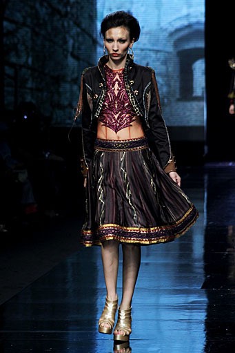 Defrico Audy The Aristocrate. Jakarta Fashion Week 2012 at Pacific Place Ground Floor. Jakarta. [Foto: Mohammad Abduh/Wolipop]