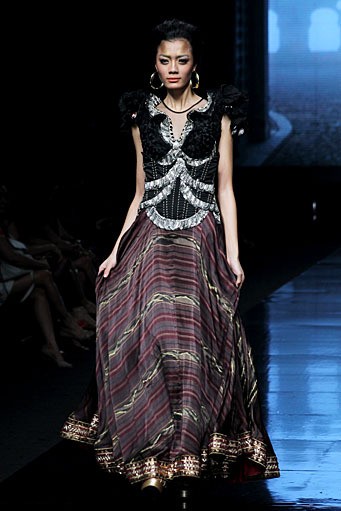 Defrico Audy The Aristocrate. Jakarta Fashion Week 2012 at Pacific Place Ground Floor. Jakarta. [Foto: Mohammad Abduh/Wolipop]