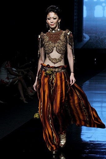 Defrico Audy The Aristocrate. Jakarta Fashion Week 2012 at Pacific Place Ground Floor. Jakarta. [Foto: Mohammad Abduh/Wolipop]