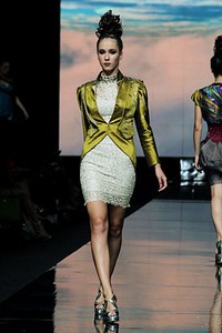 Hengki Kawilarang Sungketiquette. Jakarta Fashion Week 2012 at Pacific Place Ground Floor. Jakarta. [Foto: Mohammad Abduh/Wolipop]