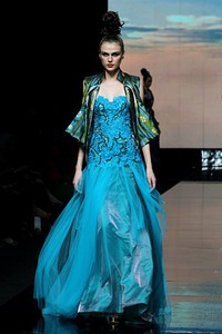 Hengki Kawilarang Sungketiquette. Jakarta Fashion Week 2012 at Pacific Place Ground Floor. Jakarta. [Foto: Mohammad Abduh/Wolipop]