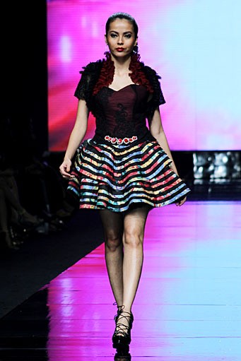 Vicky Soetono Mario & Jo. Jakarta Fashion Week 2012 at Pacific Place Ground Floor. Jakarta. [Foto: Mohammad Abduh/Wolipop]