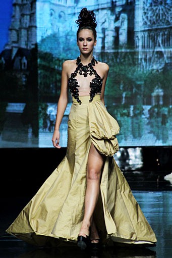 Rebbeca Ing Imagination. Jakarta Fashion Week 2012 at Pacific Place Ground Floor. Jakarta. [Foto: Mohammad Abduh/Wolipop]