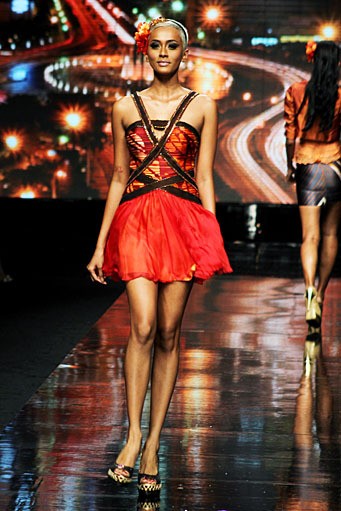 Angie Blaire Jakarta Nightlight Grooves. Jakarta Fashion Week 2012 at Pacific Place Ground Floor. Jakarta. [Foto: Mohammad Abduh/Wolipop]