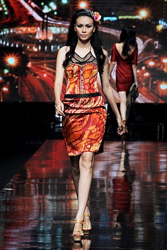 Angie Blaire Jakarta Nightlight Grooves. Jakarta Fashion Week 2012 at Pacific Place Ground Floor. Jakarta. [Foto: Mohammad Abduh/Wolipop]