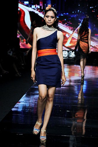 Angie Blaire Jakarta Nightlight Grooves. Jakarta Fashion Week 2012 at Pacific Place Ground Floor. Jakarta. [Foto: Mohammad Abduh/Wolipop]