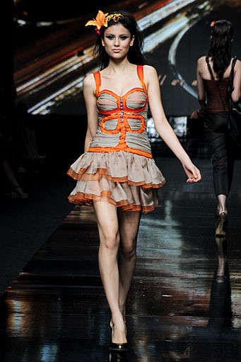 Angie Blaire Jakarta Nightlight Grooves. Jakarta Fashion Week 2012 at Pacific Place Ground Floor. Jakarta. [Foto: Mohammad Abduh/Wolipop]