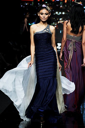 Angie Blaire Jakarta Nightlight Grooves. Jakarta Fashion Week 2012 at Pacific Place Ground Floor. Jakarta. [Foto: Mohammad Abduh/Wolipop]