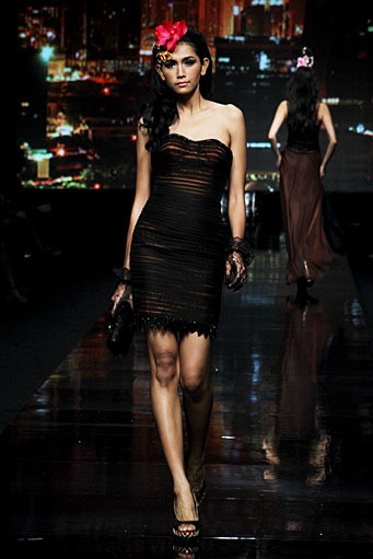 Angie Blaire Jakarta Nightlight Grooves. Jakarta Fashion Week 2012 at Pacific Place Ground Floor. Jakarta. [Foto: Mohammad Abduh/Wolipop]