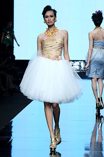 Yogie Pratama Diagramma. Jakarta Fashion Week 2012 at Pacific Place Ground Floor. Jakarta. [Foto: Mohammad Abduh/Wolipop]