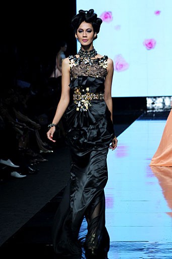 Yogie Pratama Diagramma. Jakarta Fashion Week 2012 at Pacific Place Ground Floor. Jakarta. [Foto: Mohammad Abduh/Wolipop]