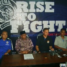Grup Bakrie Sponsori Arema ISL