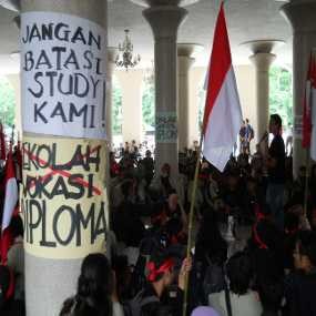 Mahasiswa Diploma III UGM Demo Tuntut Program Alih Jalur Dibuka Lagi