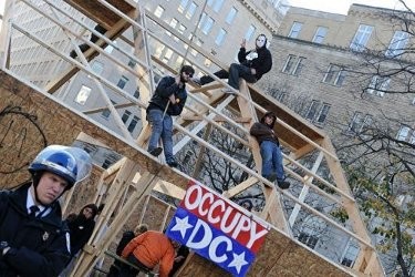 Polisi Tangkap 24 Pendemo Anti-Wall Street di Washington DC