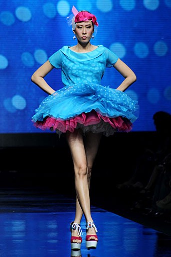 Jazz Pasay Mambo Girl. Jakarta Fashion Week 2012 at Pacific Place Ground Floor. Jakarta. [Foto: Mohammad Abduh/Wolipop]