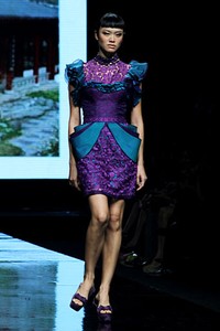 Susan Zhuang Orient Blossom. Jakarta Fashion Week 2012 at Pacific Place Ground Floor. Jakarta. [Foto: Mohammad Abduh/Wolipop]