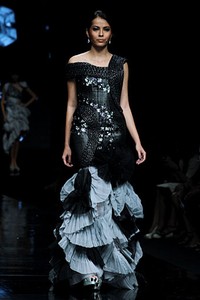 Hary Ibrahim Romanric Freeze. Jakarta Fashion Week 2012 at Pacific Place Ground Floor. Jakarta. [Foto: Mohammad Abduh/Wolipop]