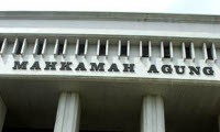 Disebut Terima Suap Rp 125 juta, Hakim Jonlar Dihukum Potong Gaji
