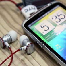 HTC Sensation XE: Sensasi Suara Dr Dre yang Nendang