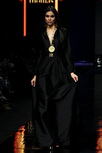 Ina Thomas The Goth Des. Jakarta Fashion Week 2012 at Pacific Place Ground Floor. Jakarta.  [Foto: Mohammad Abduh/Wolipop]