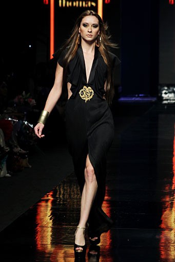 Ina Thomas The Goth Des. Jakarta Fashion Week 2012 at Pacific Place Ground Floor. Jakarta.  [Foto: Mohammad Abduh/Wolipop]