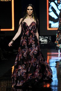 Ina Thomas The Goth Des. Jakarta Fashion Week 2012 at Pacific Place Ground Floor. Jakarta.  [Foto: Mohammad Abduh/Wolipop]