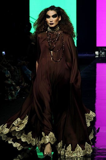 Ivan Gunawan Lareve du Luxe. Jakarta Fashion Week 2012 at Pacific Place Ground Floor. Jakarta. [Foto: Mohammad Abduh/Wolipop]