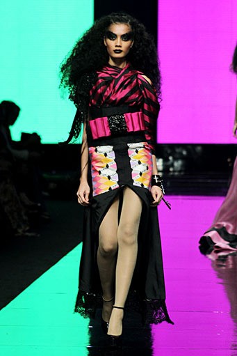 Ivan Gunawan Lareve du Luxe. Jakarta Fashion Week 2012 at Pacific Place Ground Floor. Jakarta. [Foto: Mohammad Abduh/Wolipop]