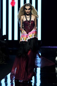 Ivan Gunawan Lareve du Luxe. Jakarta Fashion Week 2012 at Pacific Place Ground Floor. Jakarta. [Foto: Mohammad Abduh/Wolipop]