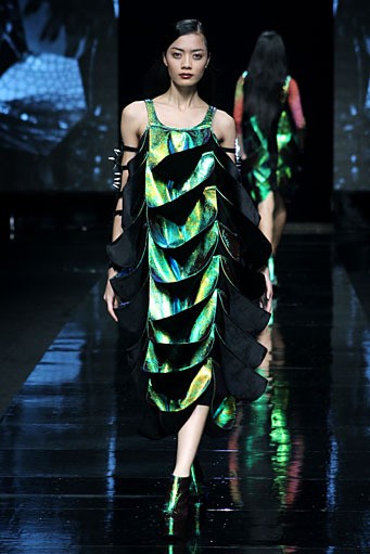 Yesmina Yesy Shapeshifter. Jakarta Fashion Week 2012 at Pacific Place Ground Floor. Jakarta. [Foto: Mohammad Abduh/Wolipop]