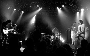 Terinspirasi The Beach Boys, Spiritualized Rilis Album Baru Maret 2012