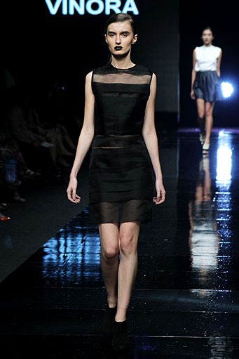 Vinora Dont Ask Me About The Theme, Ask me About The Inspiration. BRI Present LPM Graduates by Fashion Council. Jakarta Fashion Week 2012 at Pacific Place Ground Floor. Jakarta. [Foto: Mohammad Abduh/Wolipop]