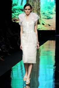 Ferry Sunarto Precious Grace. BRI Present LPM Graduates by Fashion Council. Jakarta Fashion Week 2012 at Pacific Place Ground Floor. [Foto: Mohammad Abduh/Wolipop]