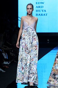 Edward Hutabarat Reflection BRI Present LPM Graduates by Fashion Council, Pacific Place Ground Floor Jakarta Fashion Week 2012. (Photo by Mohammad Abduh/Wolipop)