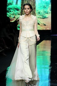 Ferry Sunarto Precious Grace. BRI Present LPM Graduates by Fashion Council. Jakarta Fashion Week 2012 at Pacific Place Ground Floor. [Foto: Mohammad Abduh/Wolipop]