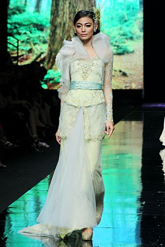 Ferry Sunarto Precious Grace. BRI Present LPM Graduates by Fashion Council. Jakarta Fashion Week 2012 at Pacific Place Ground Floor. [Foto: Mohammad Abduh/Wolipop]